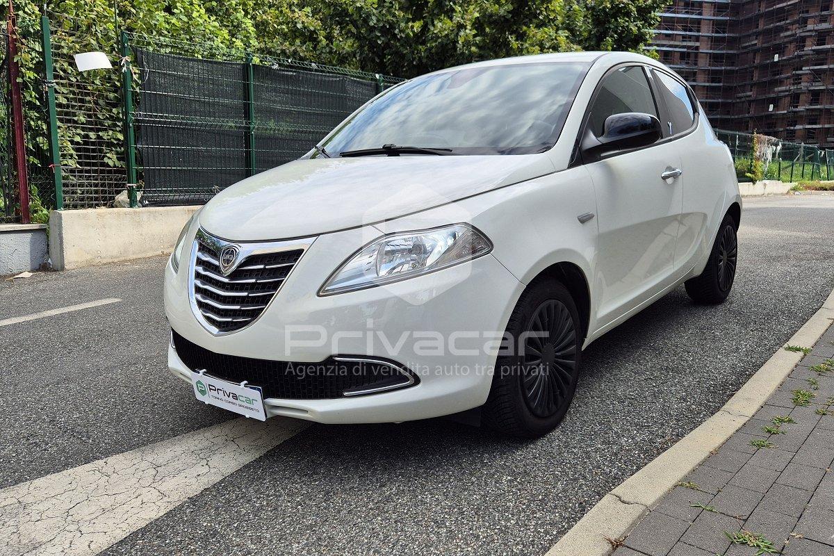 LANCIA Ypsilon 1.2 69 CV 5 porte Gold