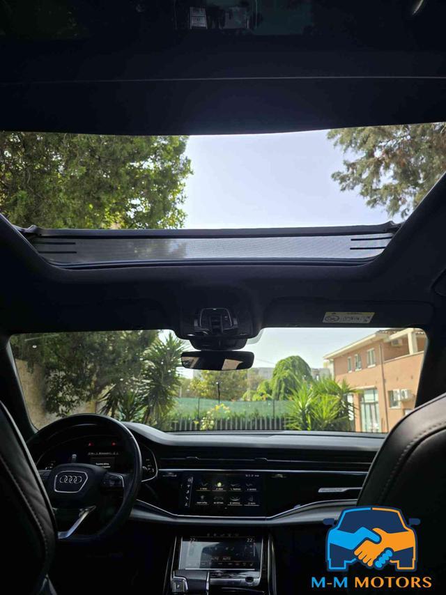 AUDI SQ8 TDI quattro tiptronic sport attitude