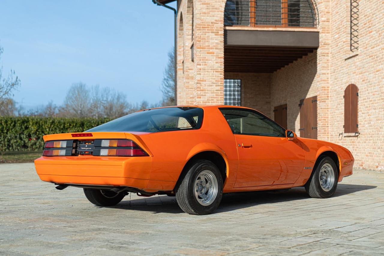 Chevrolet Camaro III Z28 5.0 V8 - CHE00021