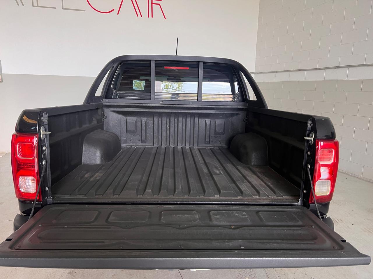 Evo Cross 4 Evo Cross 4 2.0 Turbo Diesel Doppia Cabina 4x4 (Prezzo piu' IVA)
