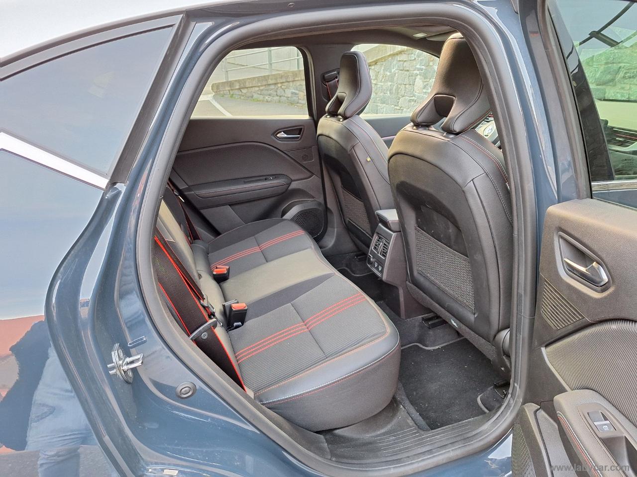 RENAULT Captur PLUG IN Hybr. E-Tech RS Line TETTO CAMERA