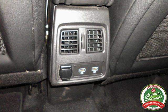 RENAULT Captur Full Hybrid E-Tech 145 CV Initiale Paris