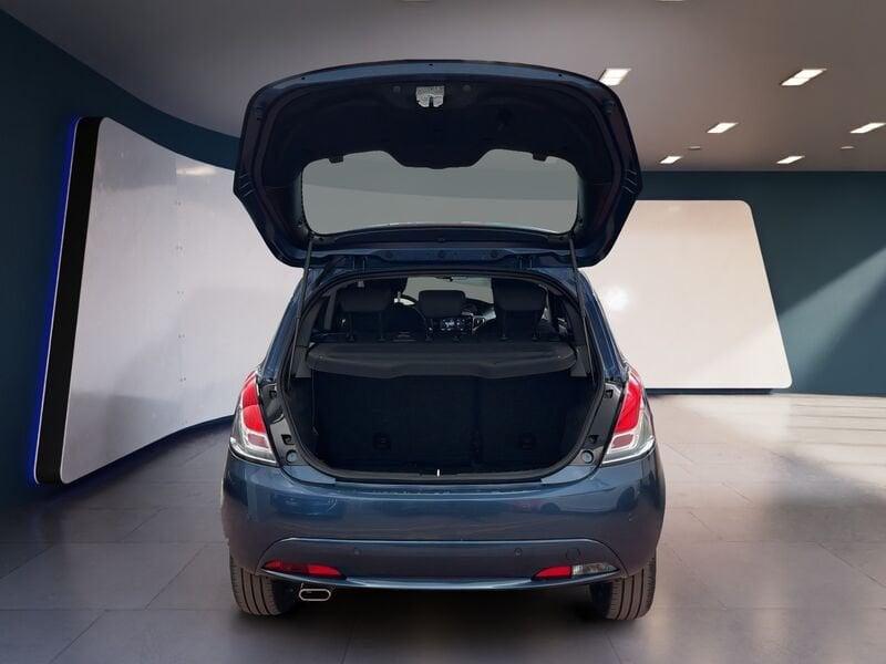 Lancia Ypsilon III 2021 1.0 firefly hybrid Gold s&s 70cv