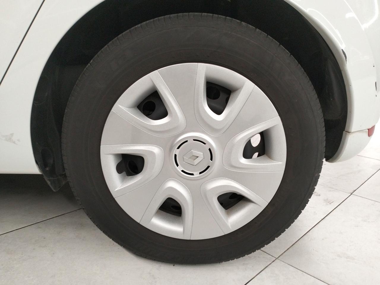 Renault Clio 1.5 dCi 8V 75CV 5 porte Van - NEOPATENTATI - IVA ESCLUSA