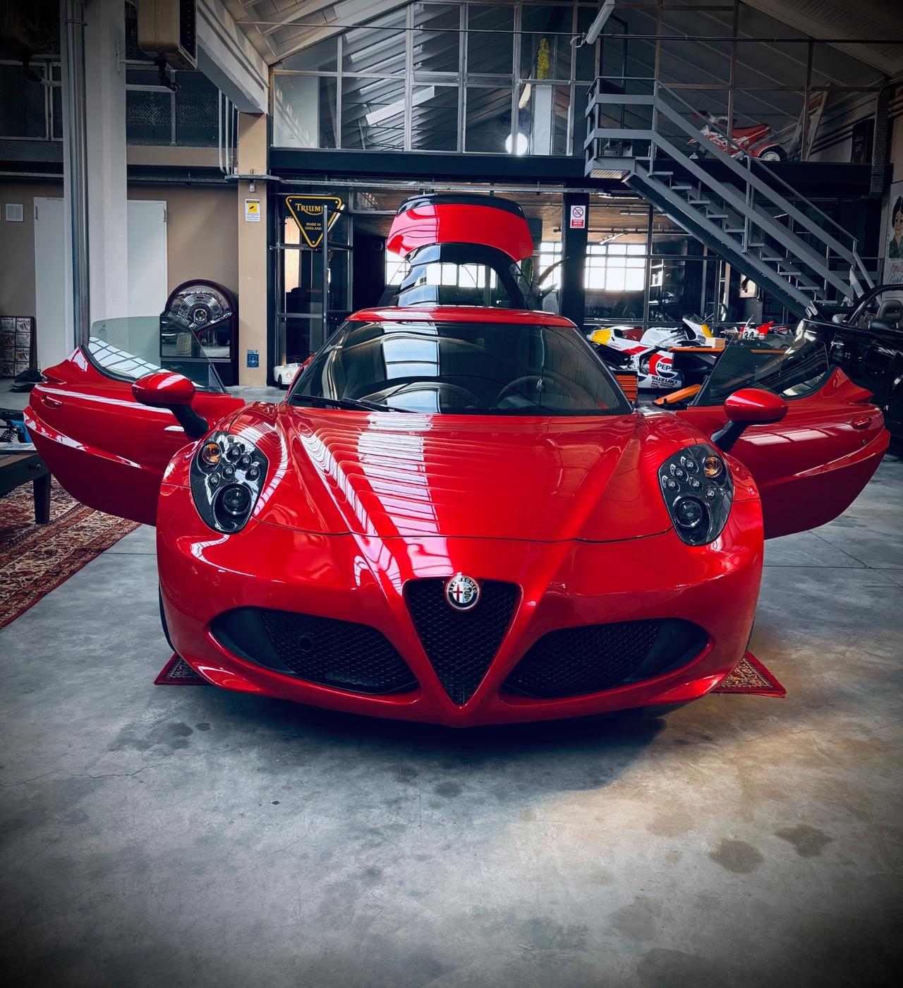 Alfa Romeo 4C 1750 TBi ex Jorge Lorenzo