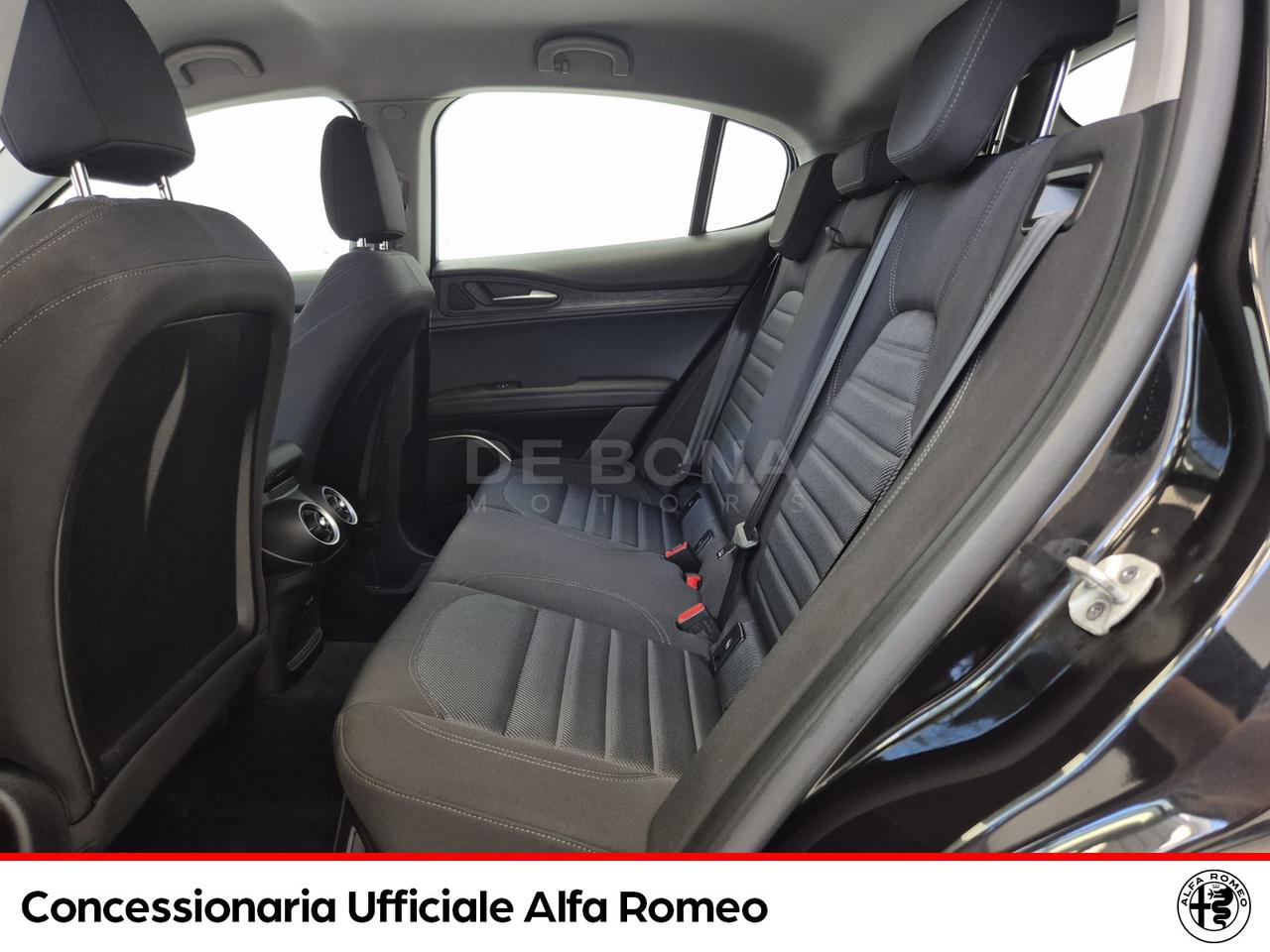 Alfa Romeo Stelvio 2.2 t rwd 160cv auto