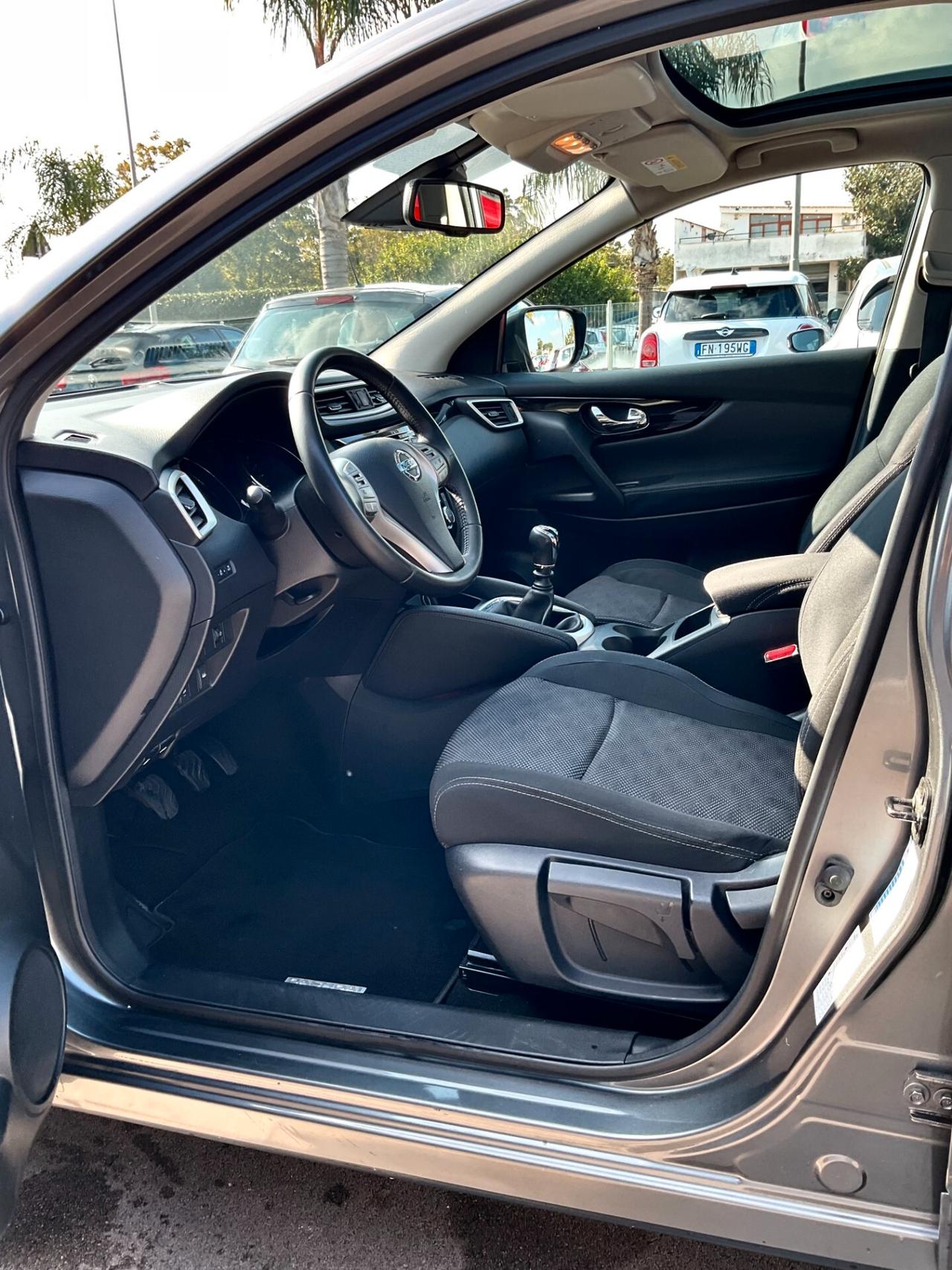 Nissan Qashqai 1.6 dCi 2WD 360