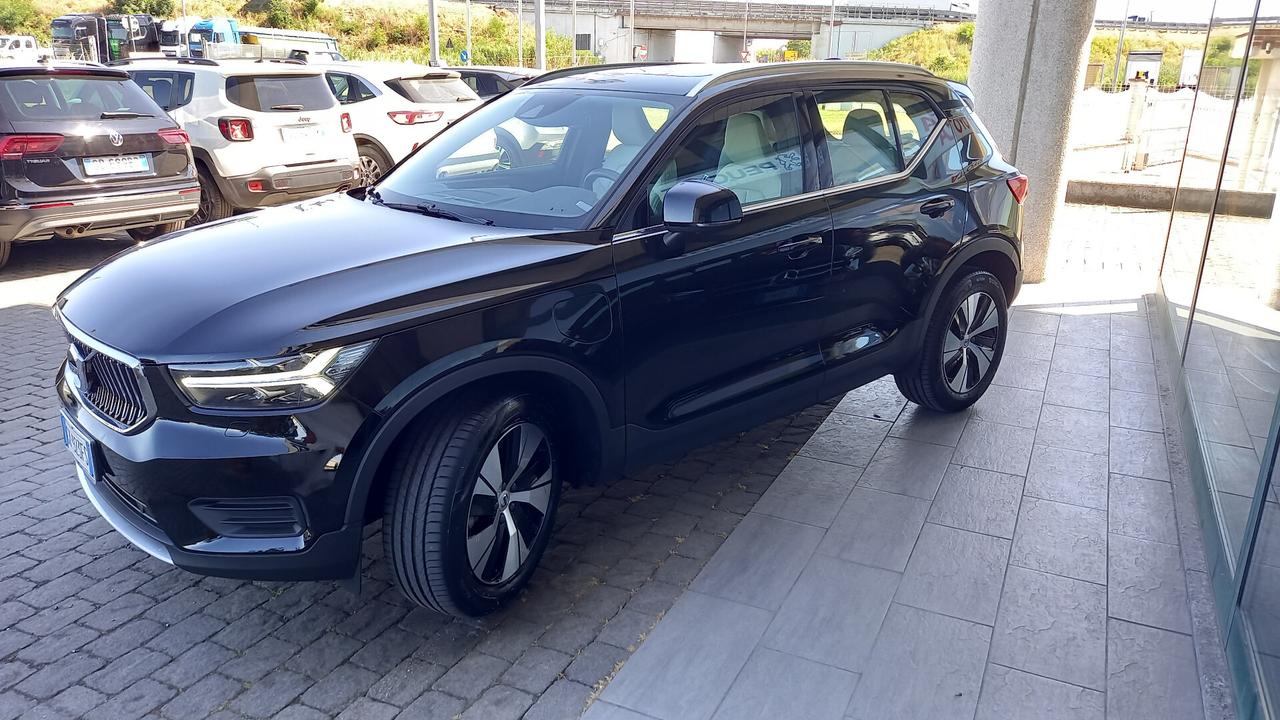 Volvo XC40 T5 Recharge Plug-in Hybrid Inscription Expression auto