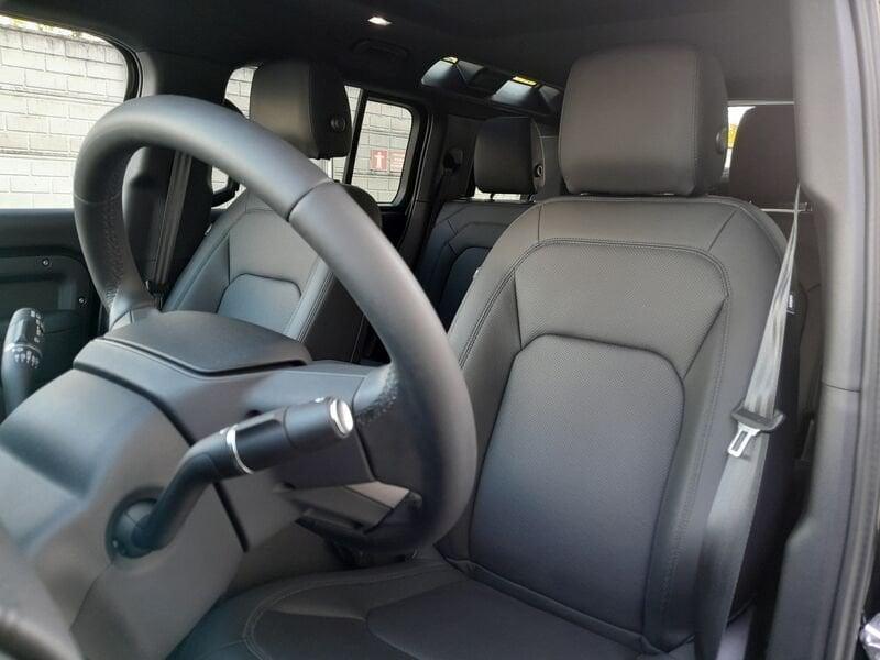 Land Rover Defender D200 AWD Auto 110 X-Dynamic SE IVA ESPOSTA