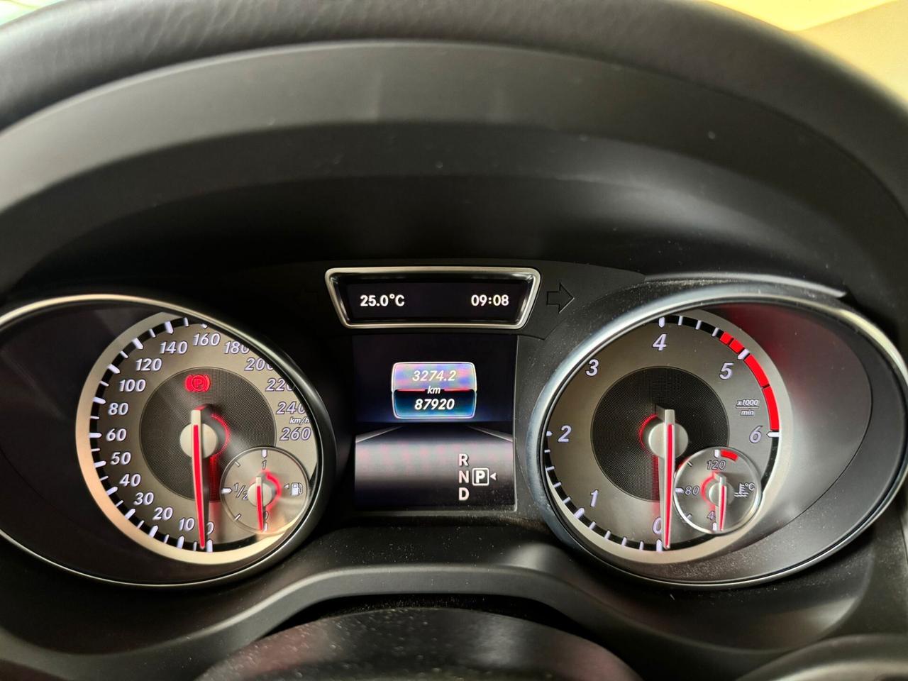 Mercedes-benz GLA 220 d Automatic 4Matic Urban