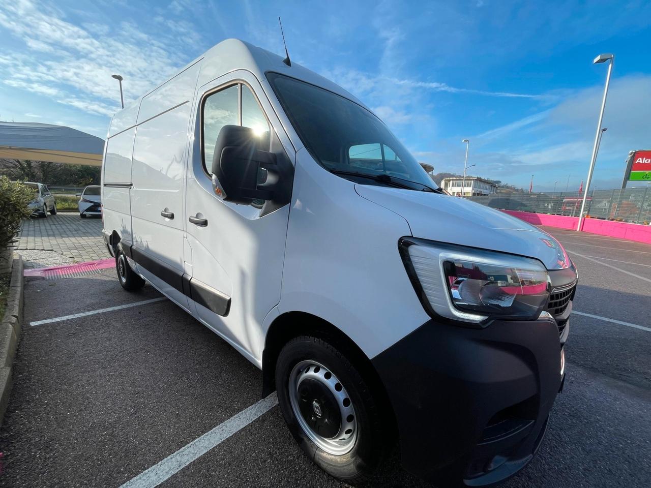 RENAULT Master 5ª serie Master T35 2.3 dCi 135...