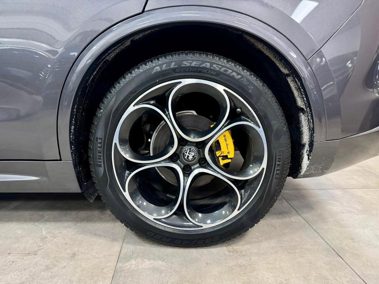 Alfa Stelvio 2.2 TD 210CV AT8 Q4 Veloce 2021