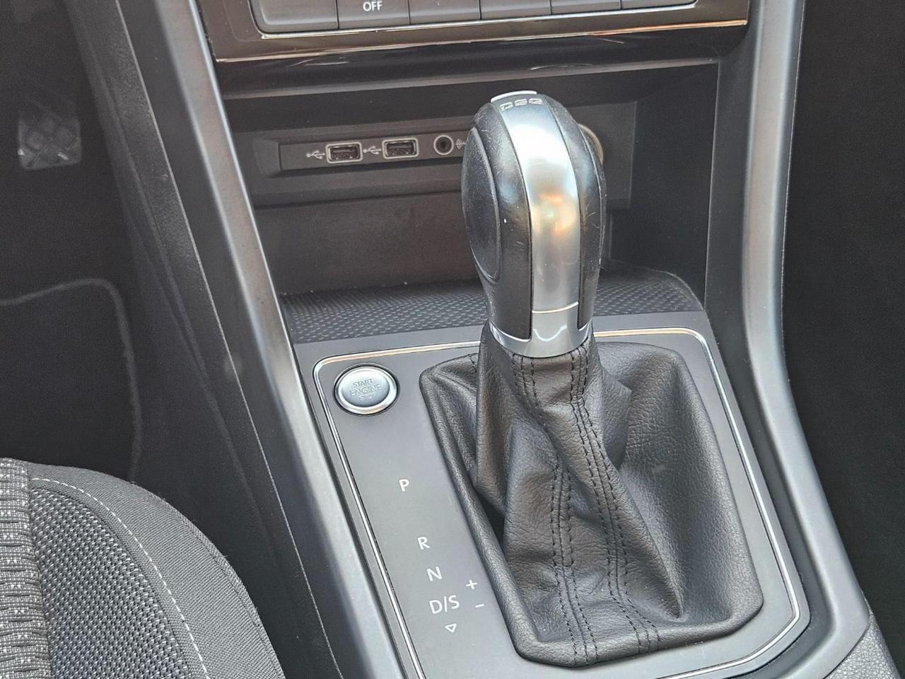 Volkswagen Touran 1.6 TDI 115 CV SCR DSG Comfortline