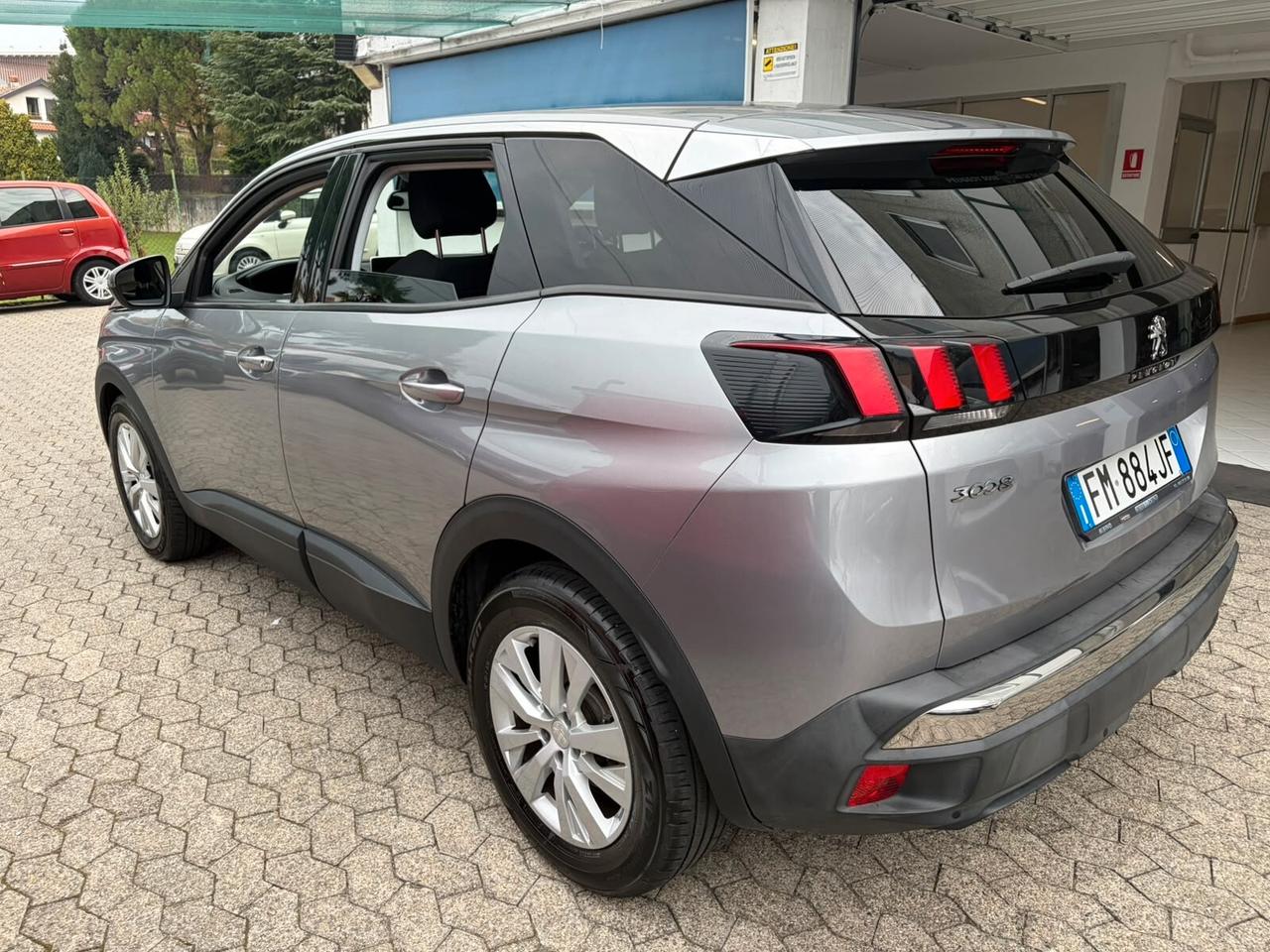 Peugeot 3008 PureTech Turbo 130 S&S Active*EURO6