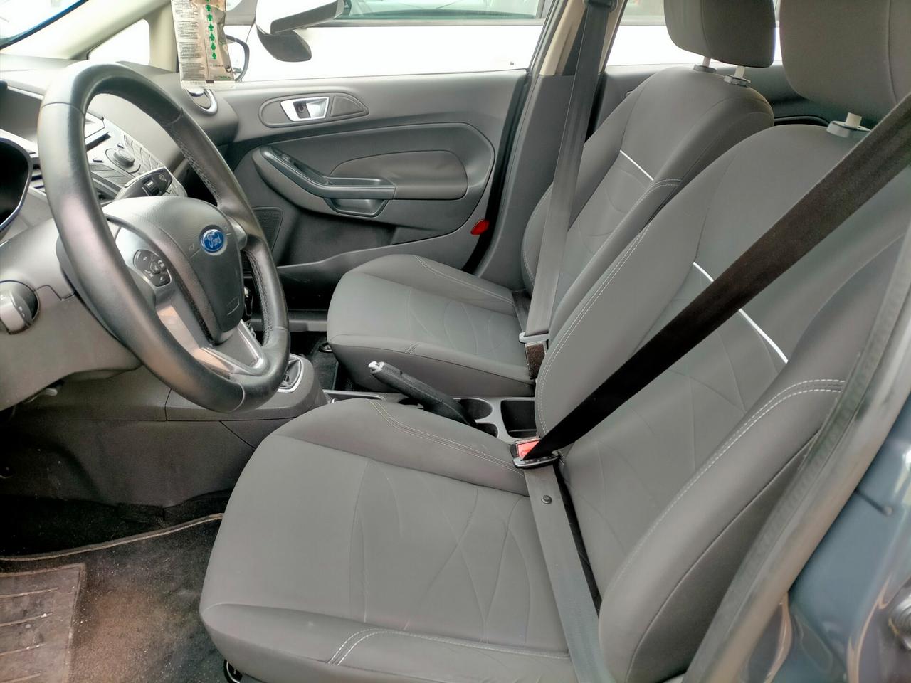 Ford Fiesta 1.5 TDCi 75CV 5 porte