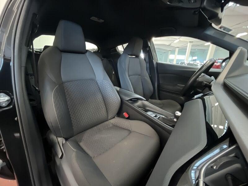 Toyota C-HR 1.8 Hybrid E-CVT Active