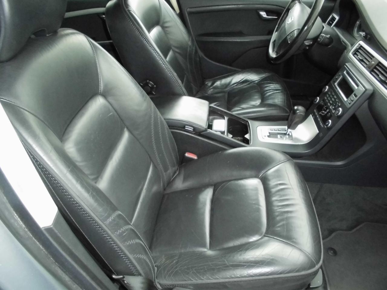 Volvo XC 70 XC70 D5 AWD Ocean Race