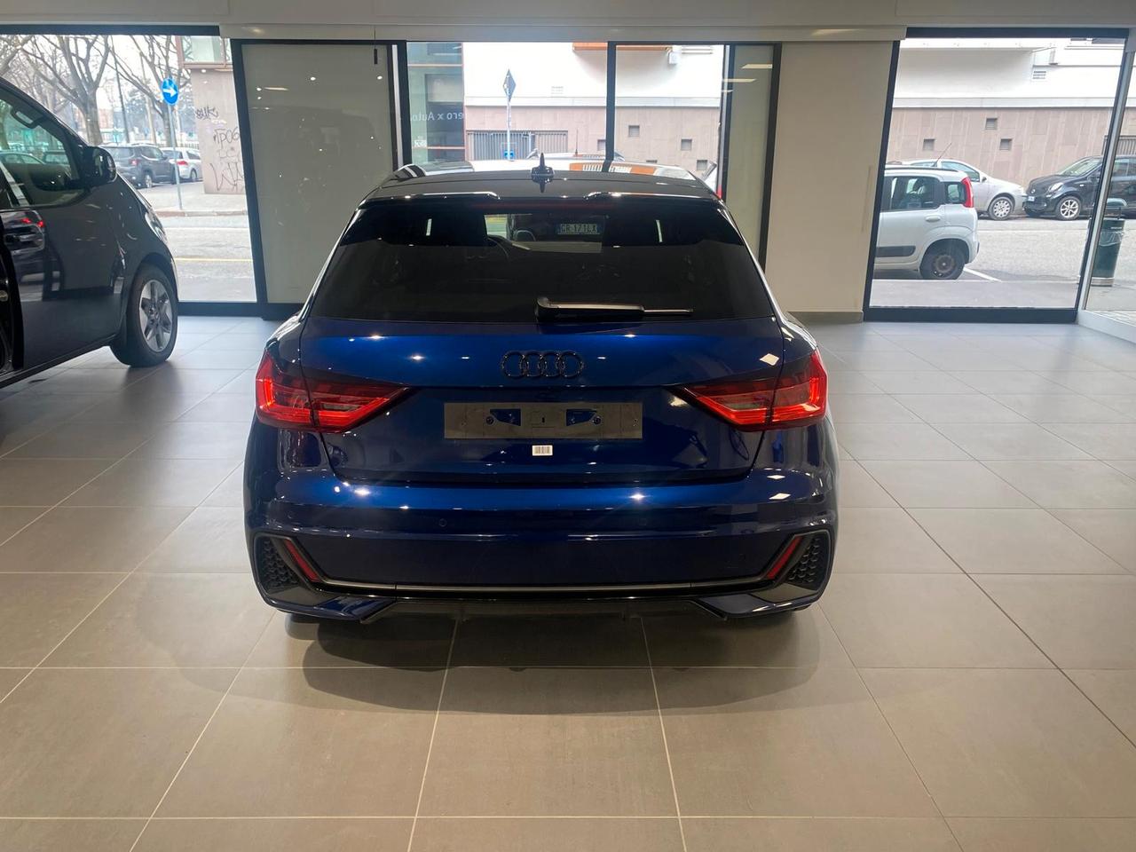 AUDI A1 2ª serie A1 SPB 30 TFSI Identity Black