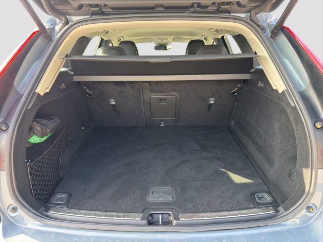 VOLVO XC60 XC60 B4 (d) AWD automatico Core