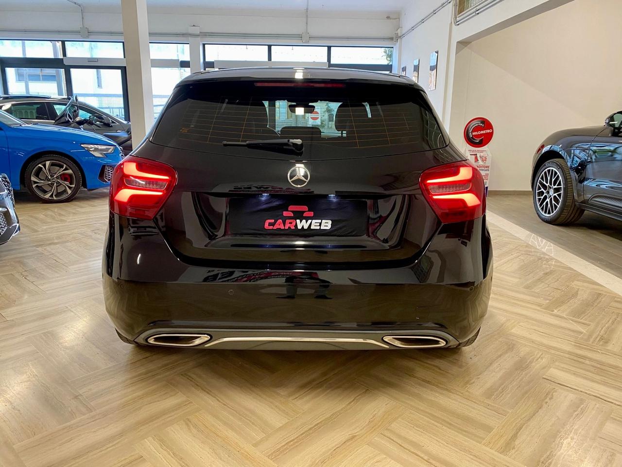 MERCEDES A180 110CV Sport NAVY 2016