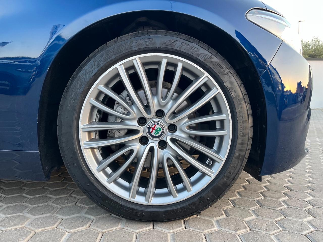 Alfa Romeo Giulia 2.2 Turbodiesel 160 CV Business
