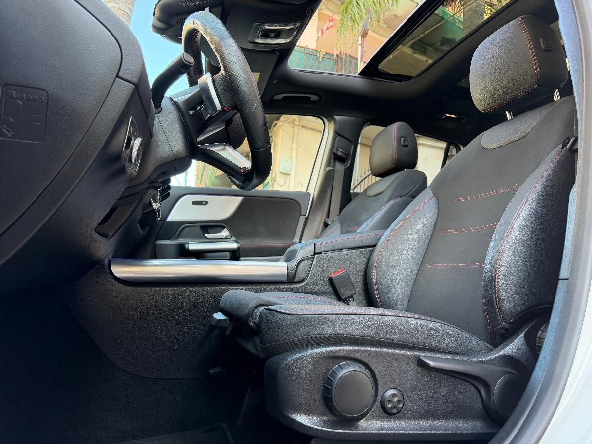 New Mercedes GLA 200d Premium AMG Night Edition 150CV