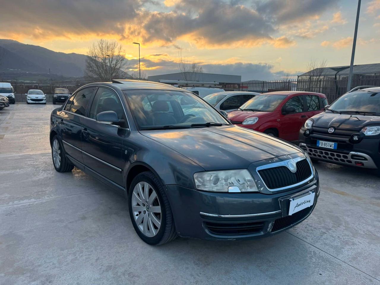 Skoda Superb 2.0 TDI 140CV -PELLE-TETTO