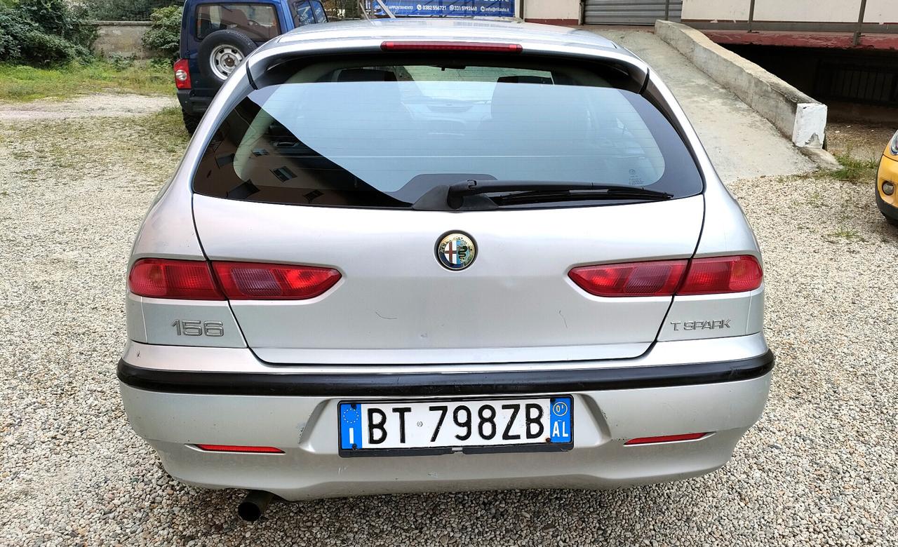 Alfa Romeo 156 1.6i 16V Twin Spark cat Sportwagon Progression