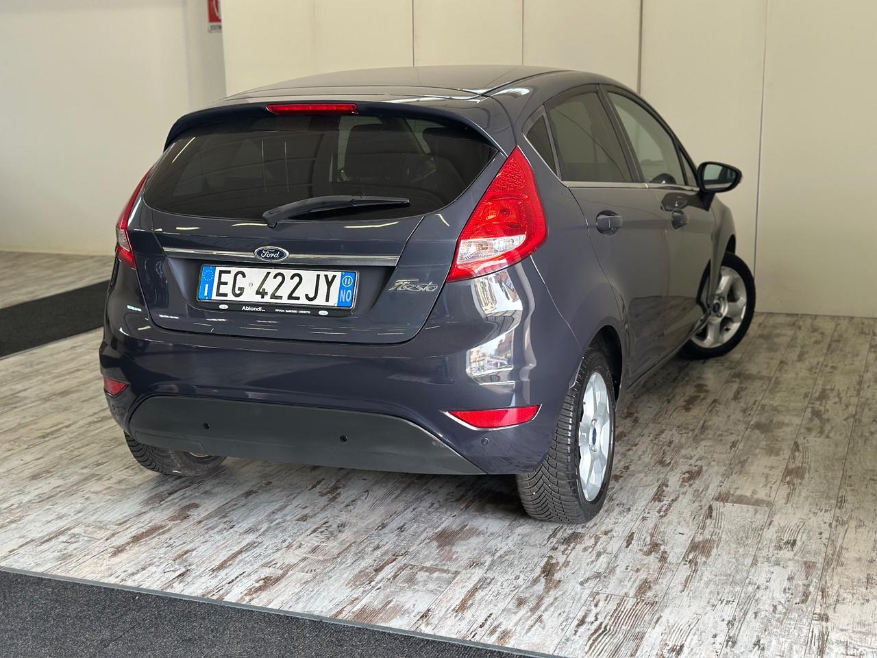 Ford Fiesta 1.2 Benzina 82 CV 5 porte Titanium Ok Neopatentati