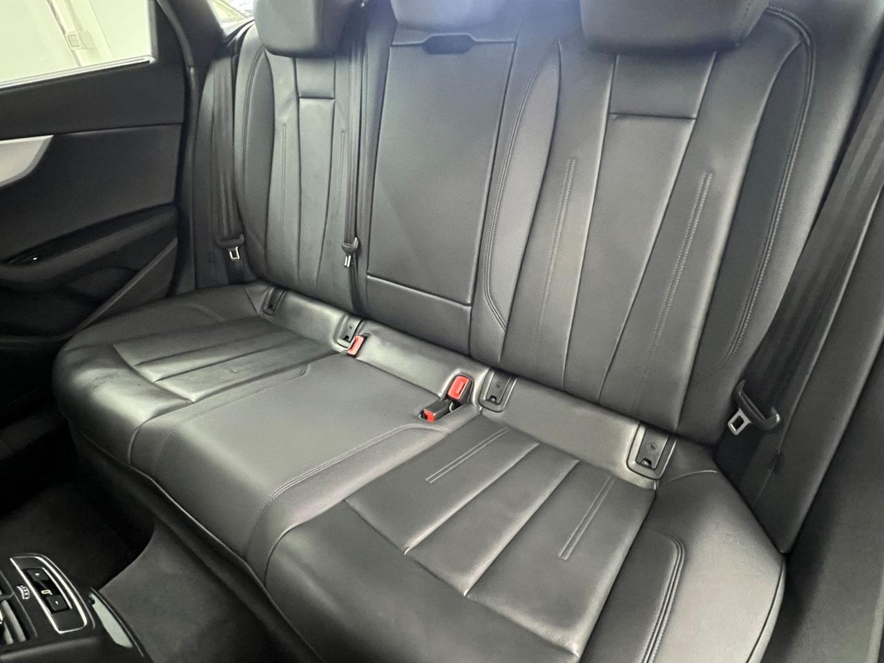 AUDI A4 V 2019 Avant A4 Avant 40 2.0 tdi mhev Business Advanced quattro 204cv s-tronic