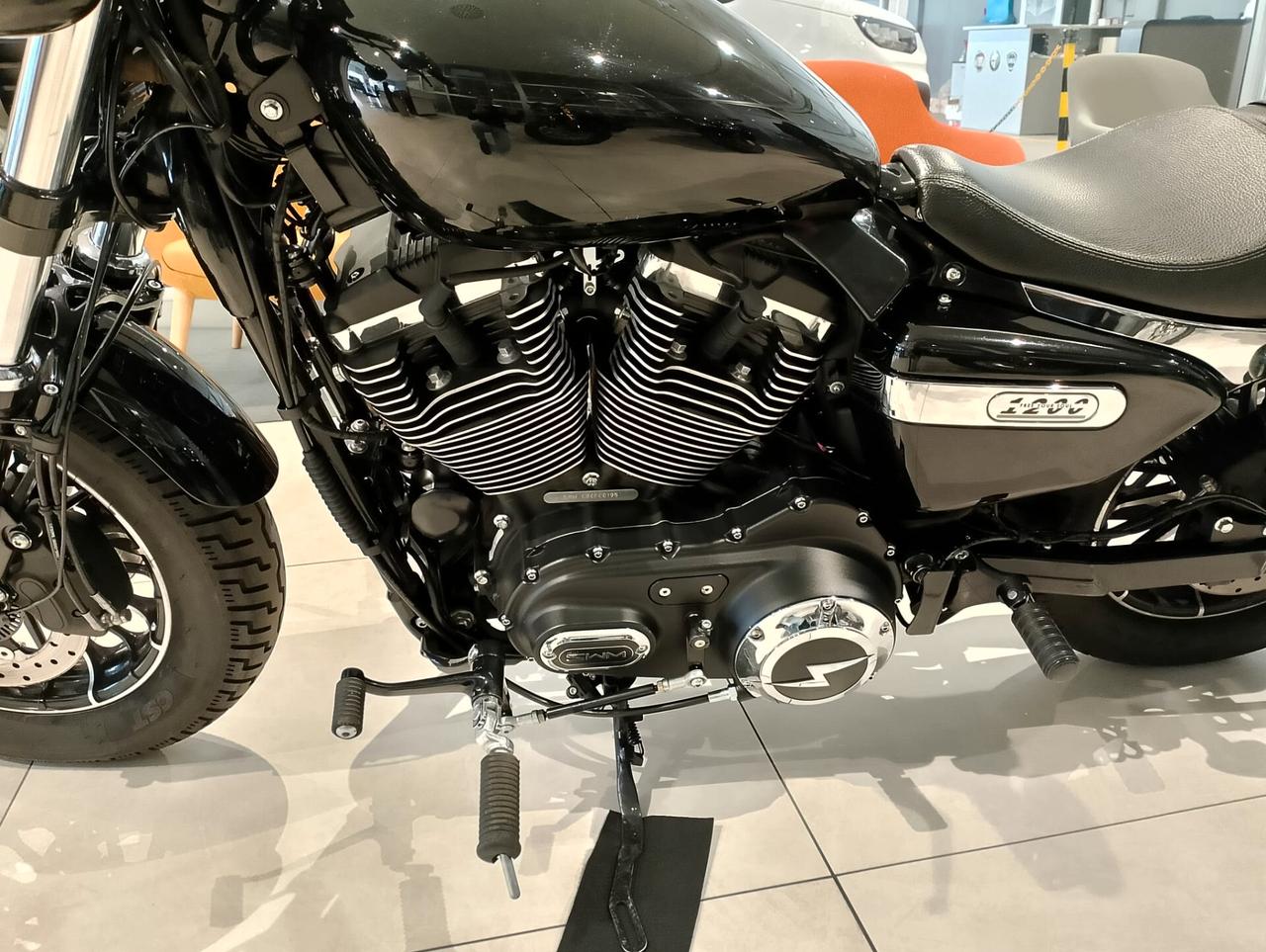 Swm Stormbreaker V1200