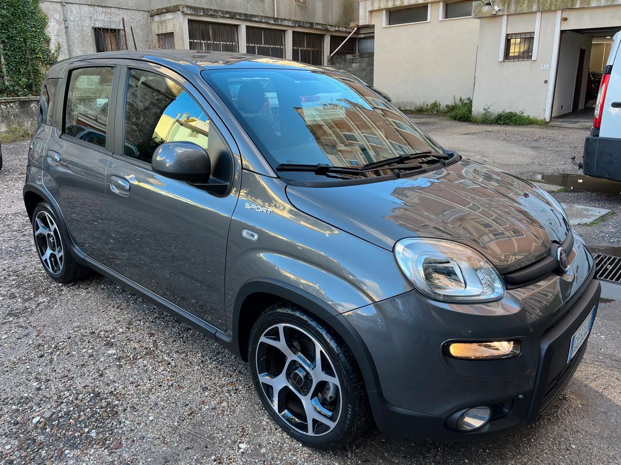 Fiat Panda 1.0 FireFly S&S Hybrid Sport