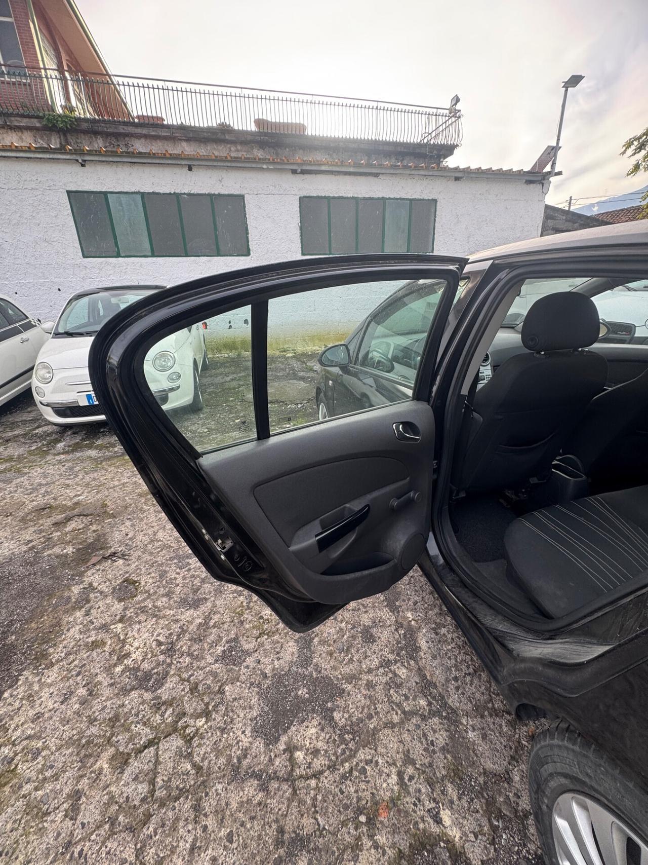 Opel Corsa 1.2 80CV 5 porte GPL-TECH Club