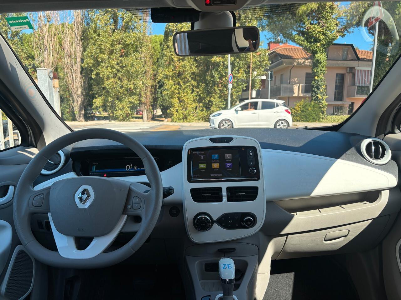Renault ZOE Life R90 Flex NESSUN VINCOLO BATTERIE A NOLEGGIO