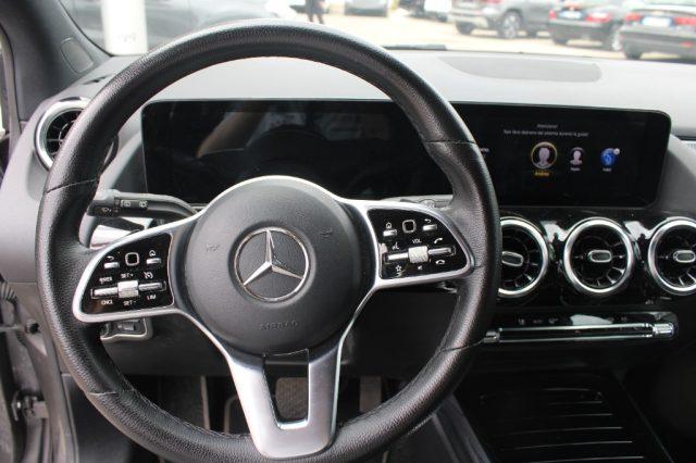 MERCEDES-BENZ B 180 d Automatic
