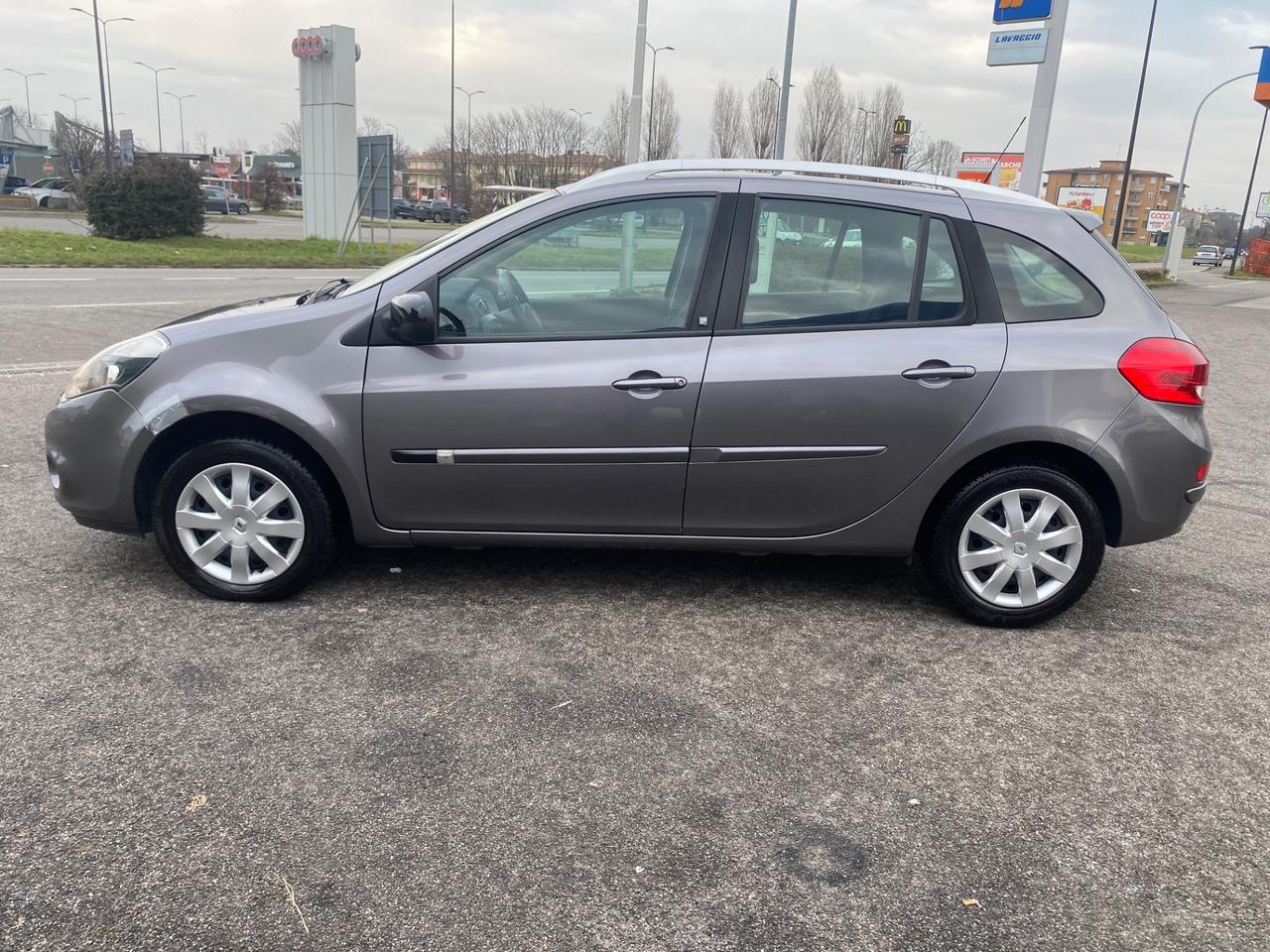 Renault Clio 1.2 16V SporTour Dynamique