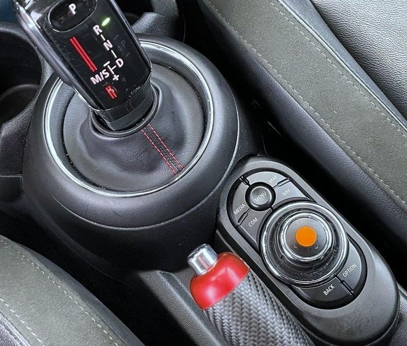 MINI Mini Cooper SD Hype automatica