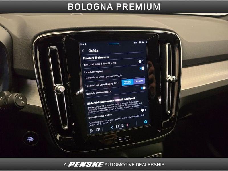 Volvo XC40 XC40 B3 automatico Core