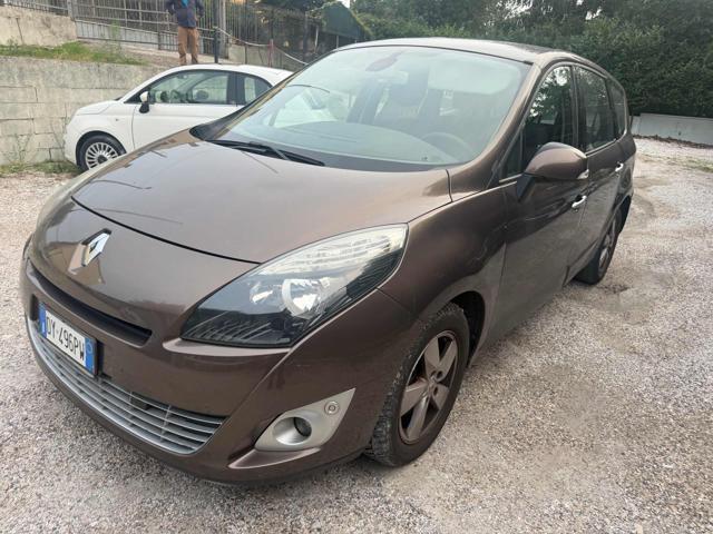 RENAULT Scenic 7posti 1.5 dCi 110CV senza nessun lavoro da fare