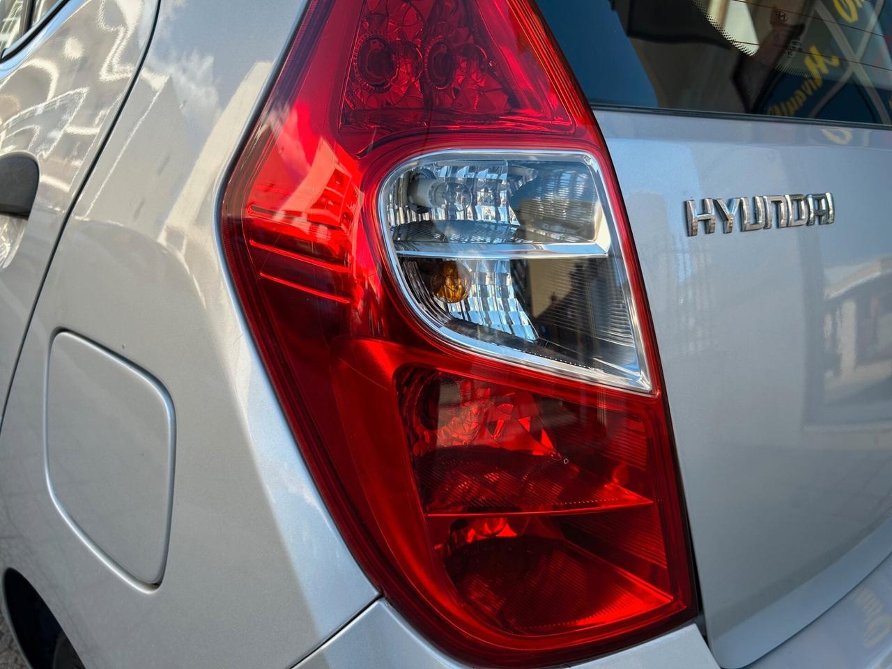 Hyundai i10 1.1 Benz 68cv COMFORT