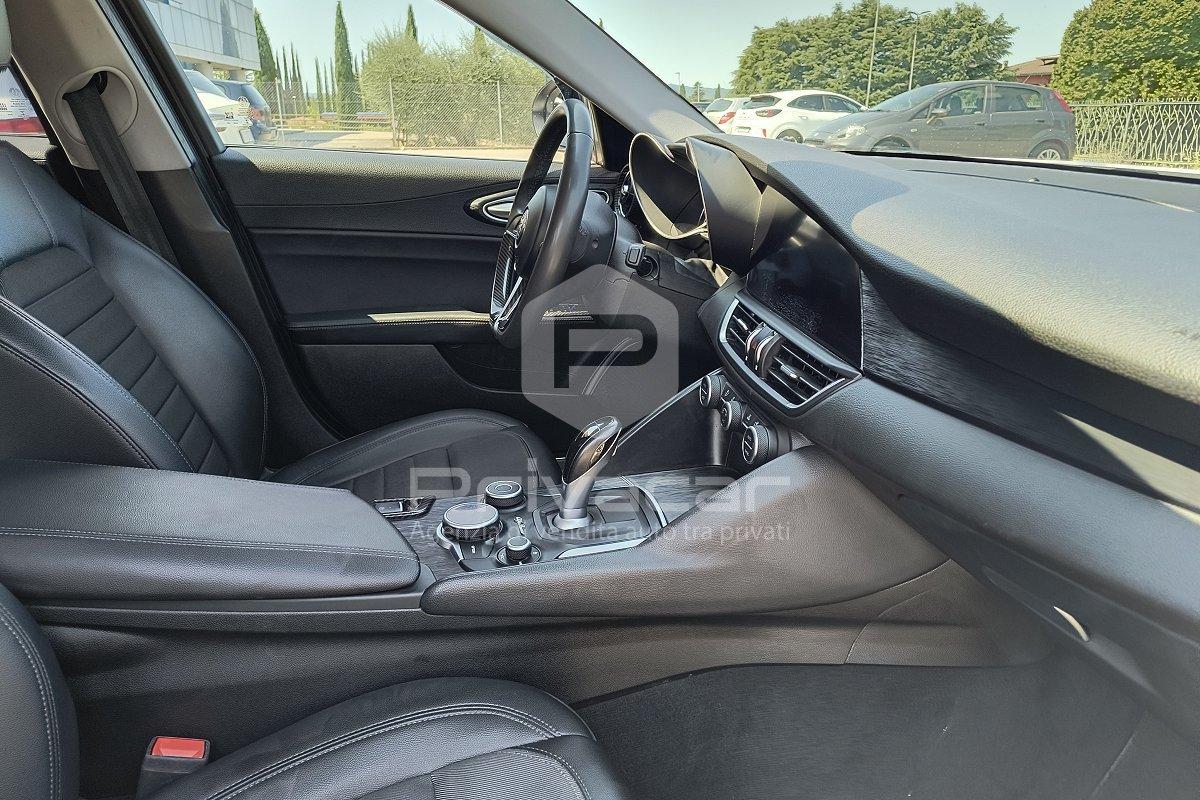 ALFA ROMEO Giulia 2.2 Turbodiesel 160 CV AT8 Super