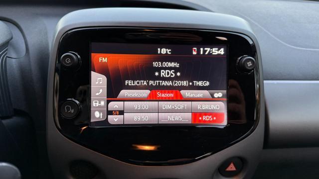 TOYOTA Aygo CONNECT 1.0 VVT-i 72CV 5P.X-PLAY MMT*24M.G.*R.CAM*