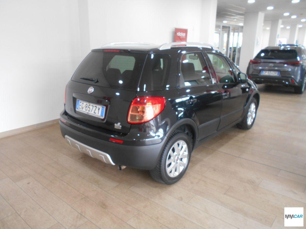 FIAT - Sedici - 2.0 MJT 16V DPF 4x4 Emotion