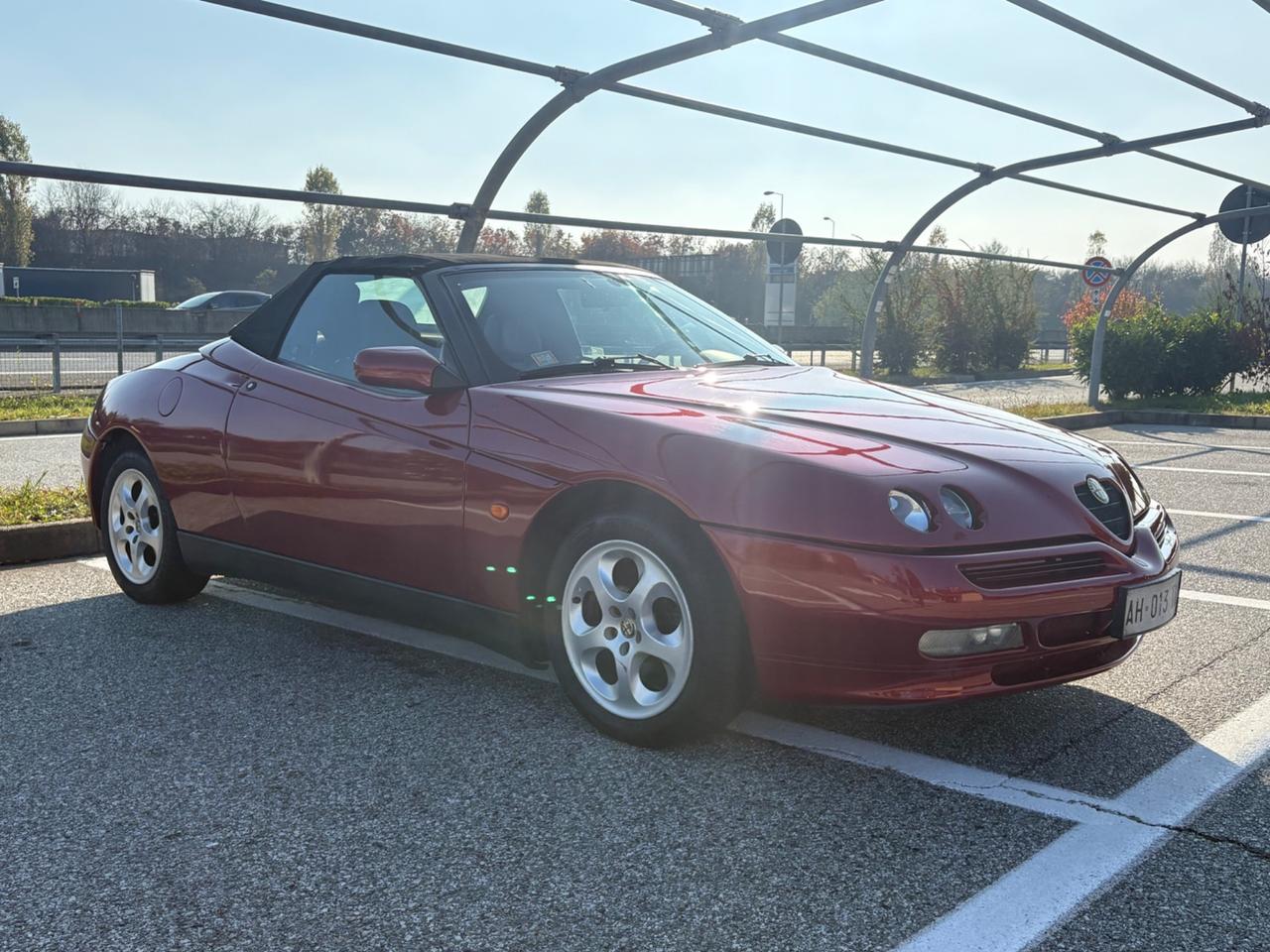 Alfa Romeo GTV Spider 2.0i 16V Twin Spark cat L
