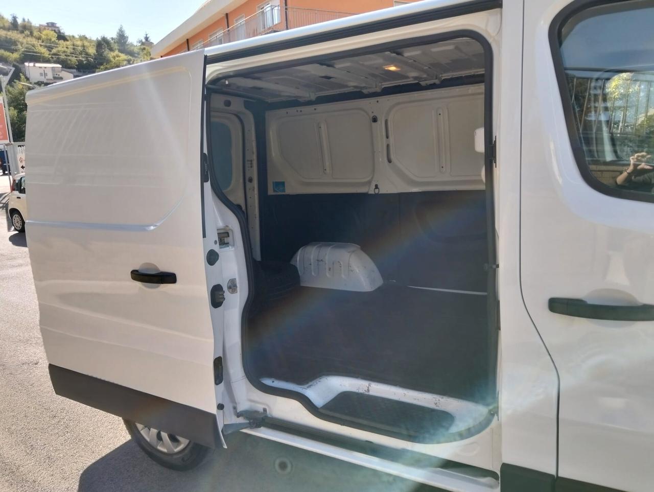Opel Vivaro 27 1.6 CDTI 120CV PC-TN Furgone Edition