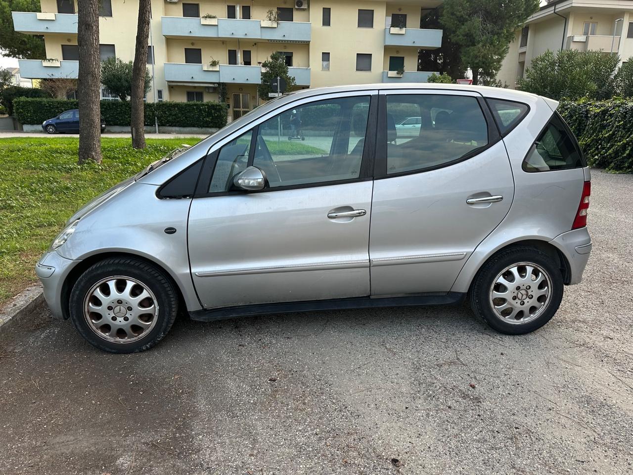 Mercedes-benz A 170 CDi (diesel) 2003