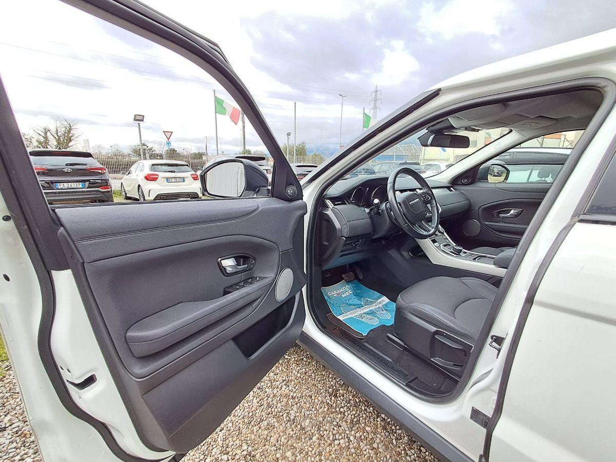 LAND ROVER - Range Rover Evoque - 2.0 TD4 5p. SE Dynamic