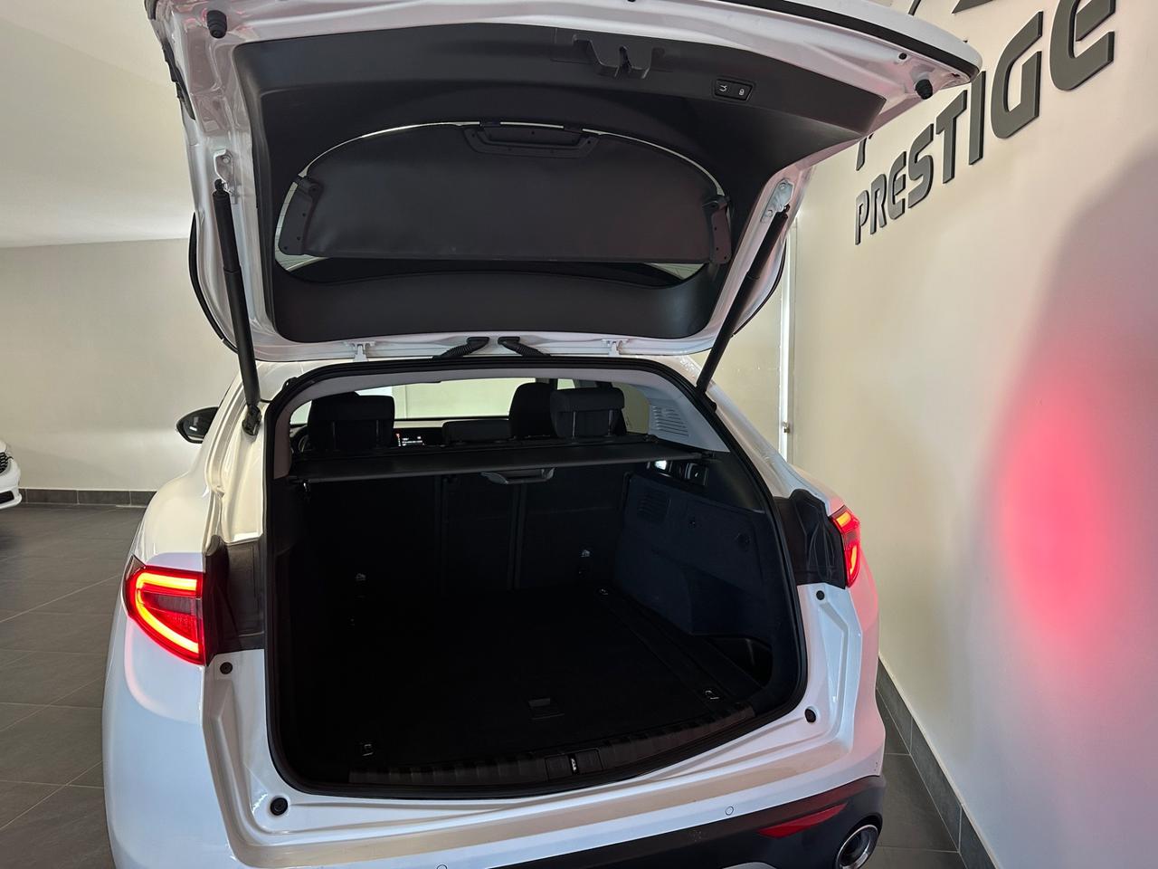 ALFA ROMEO STELVIO 2.2T SUPER 190CV Q4 GARANZIA