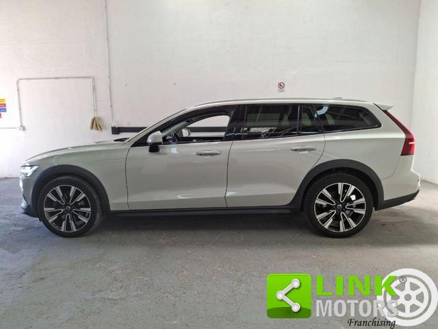 VOLVO V60 Cross Country D4 AWD Geartronic Business Plus GARANZIA