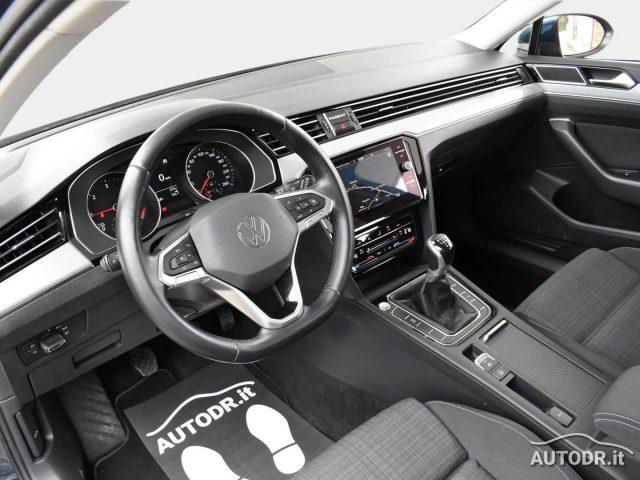 VOLKSWAGEN Passat Variant 2.0 TDI EVO 150cv Business Fari LED, Navi, Ambient